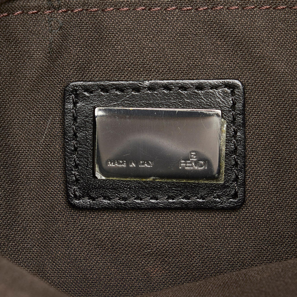 Fendi Zucchino Crossbody Bag (SHG-nLVc4l)