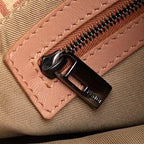 Fendi Zucchino Crossbody (SHG-7krcmH)