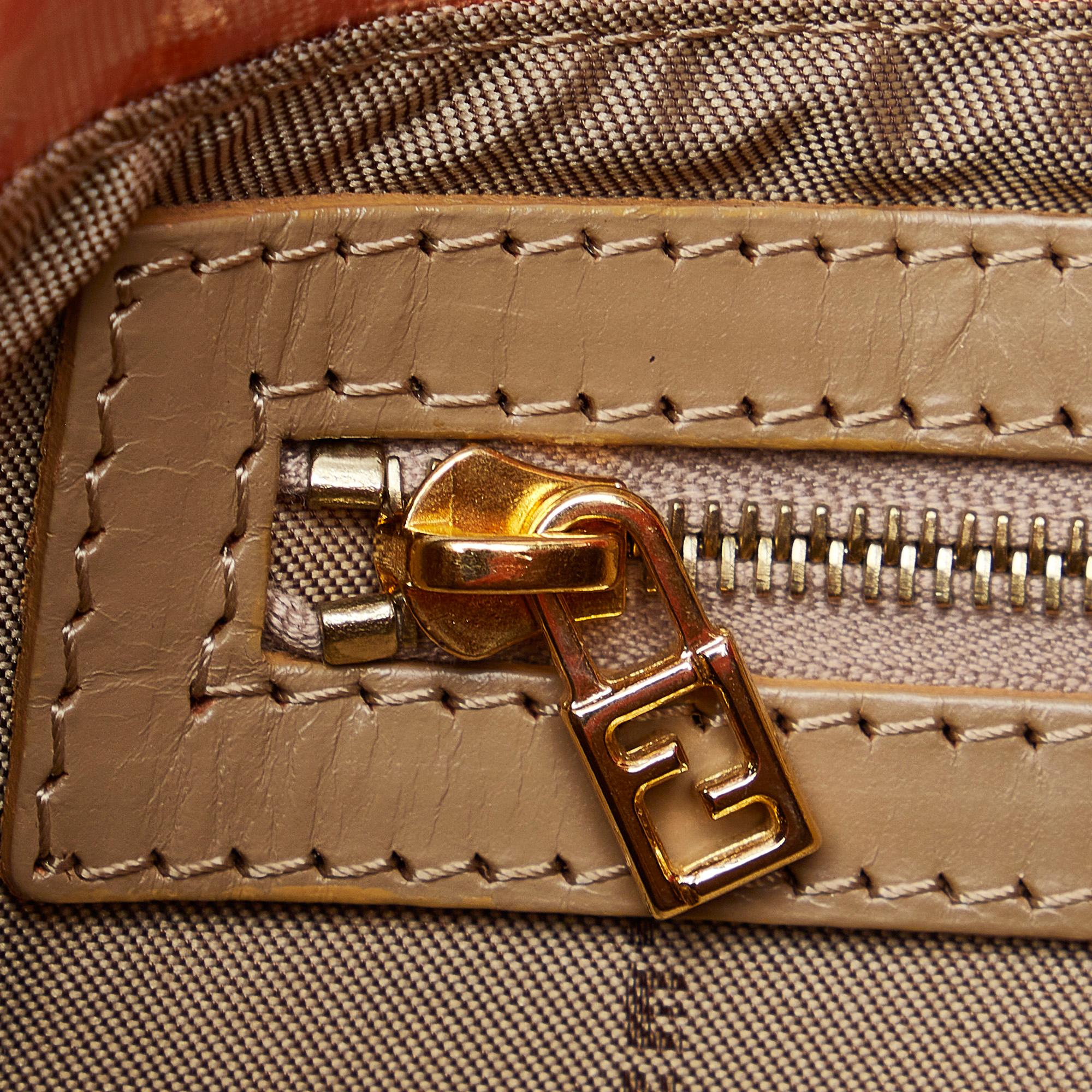 Fendi Zucchino Crystal Baguette (SHG-nLqZWD)