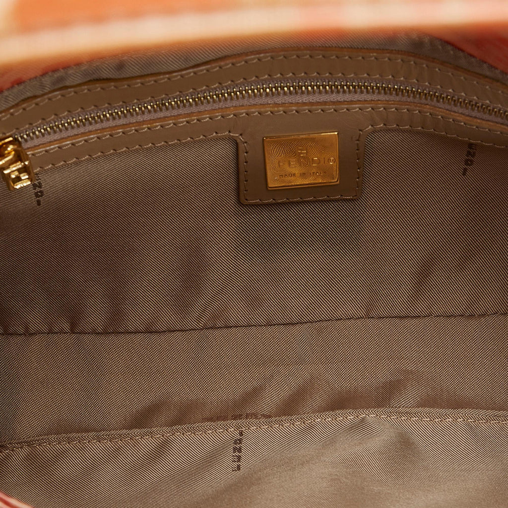 Fendi Zucchino Crystal Baguette (SHG-nLqZWD)
