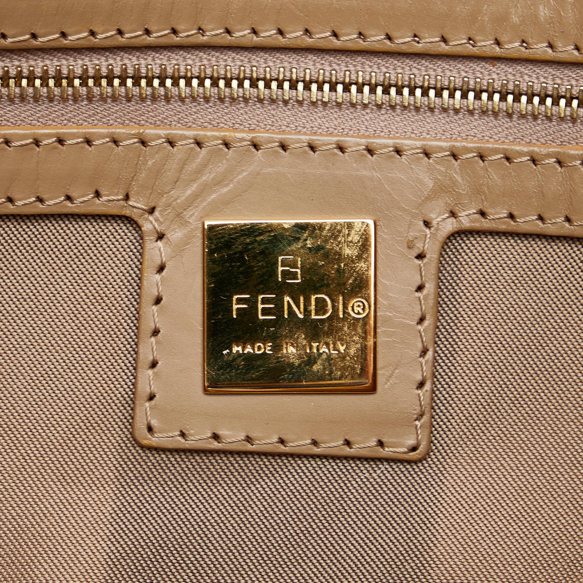 Fendi Zucchino Crystal Baguette (SHG-nLqZWD)