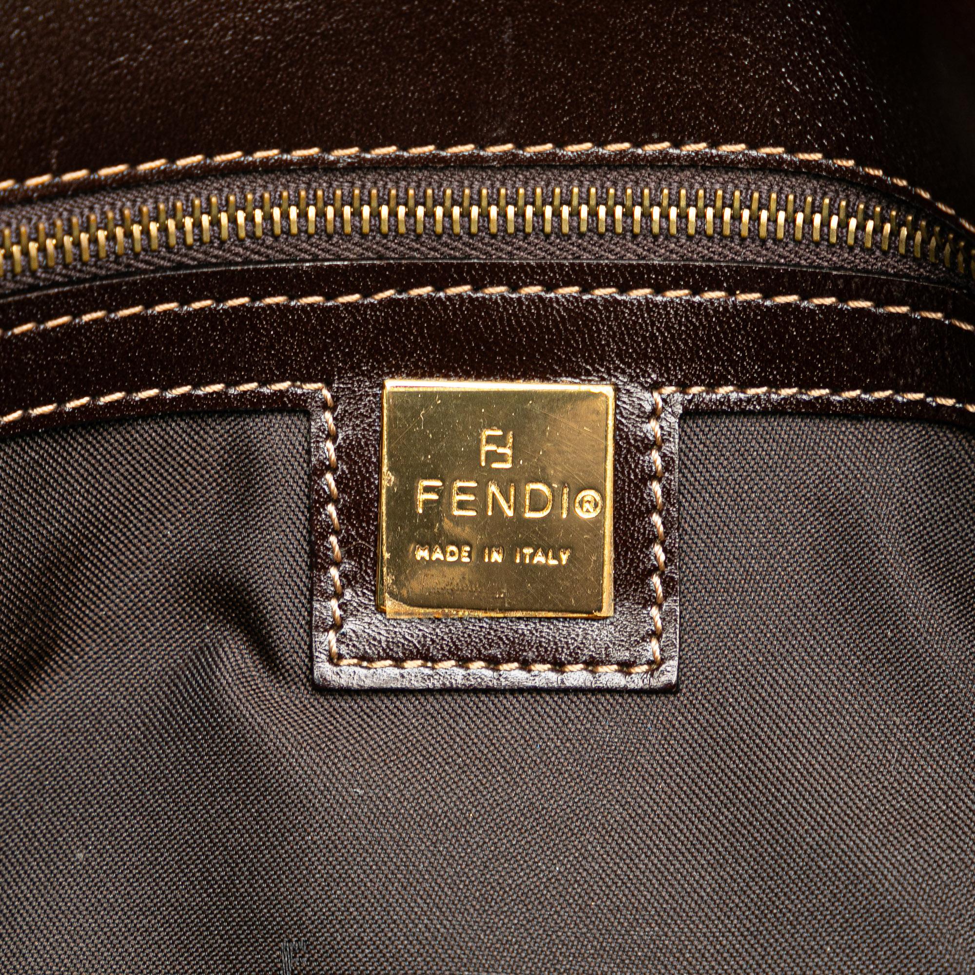 Fendi Zucchino Crystal Shoulder Bag (SHG-IbUEjk)