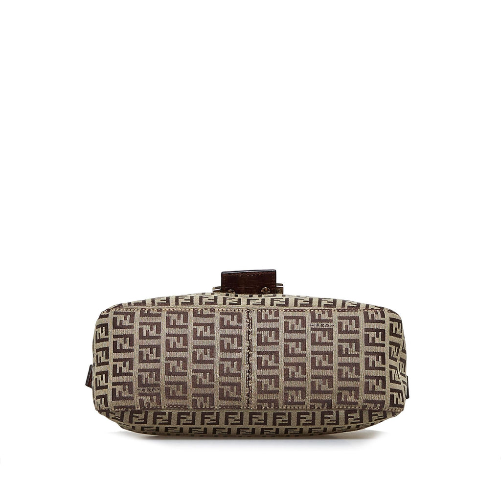 Fendi Zucchino Double Flap Baguette (SHG-du3Dv1)