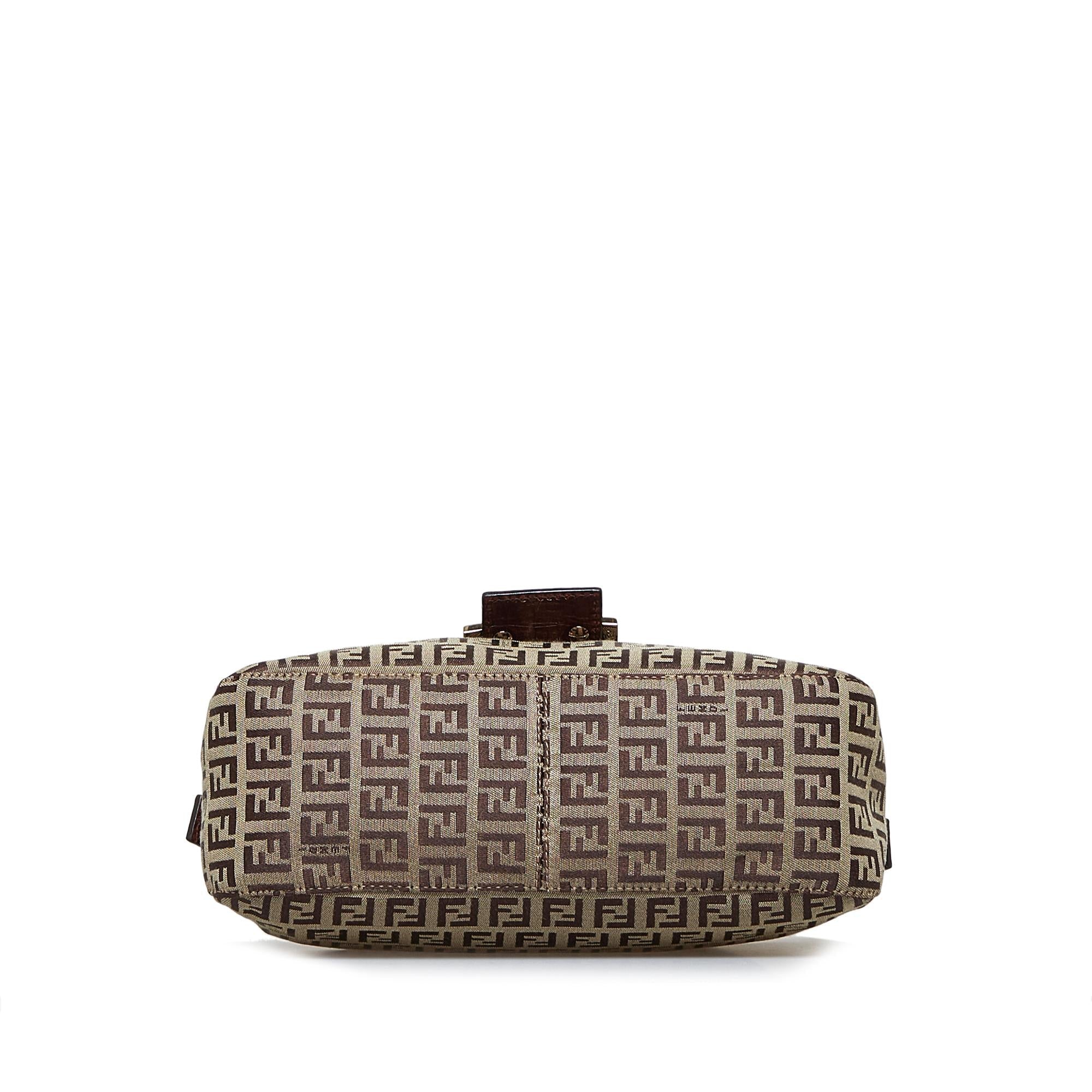 Fendi Zucchino Double Flap Baguette (SHG-du3Dv1)