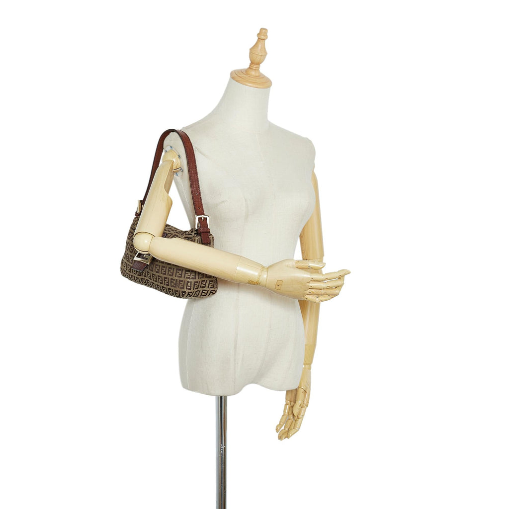 Fendi Zucchino Double Flap Baguette (SHG-du3Dv1)