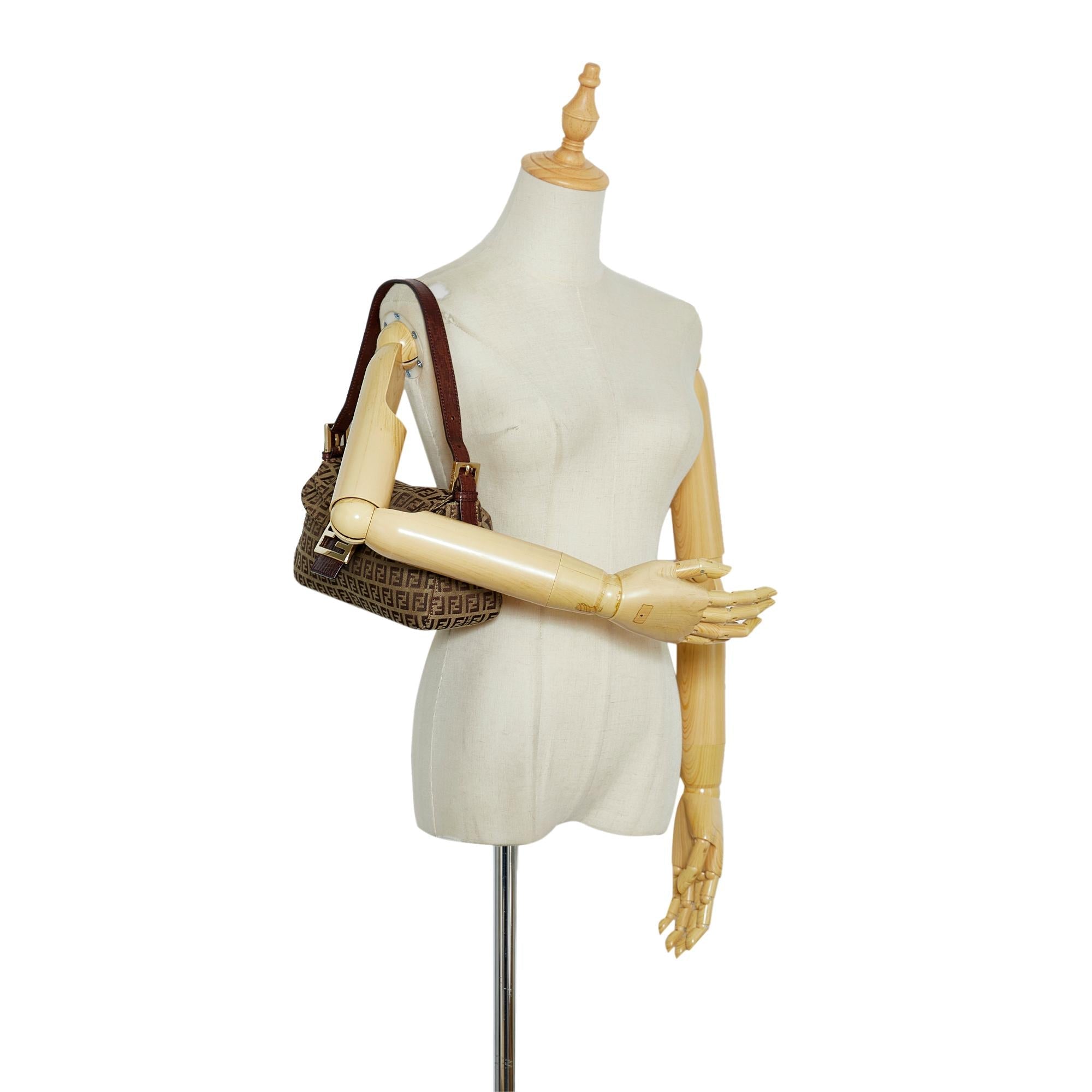 Fendi Zucchino Double Flap Baguette (SHG-940lup)