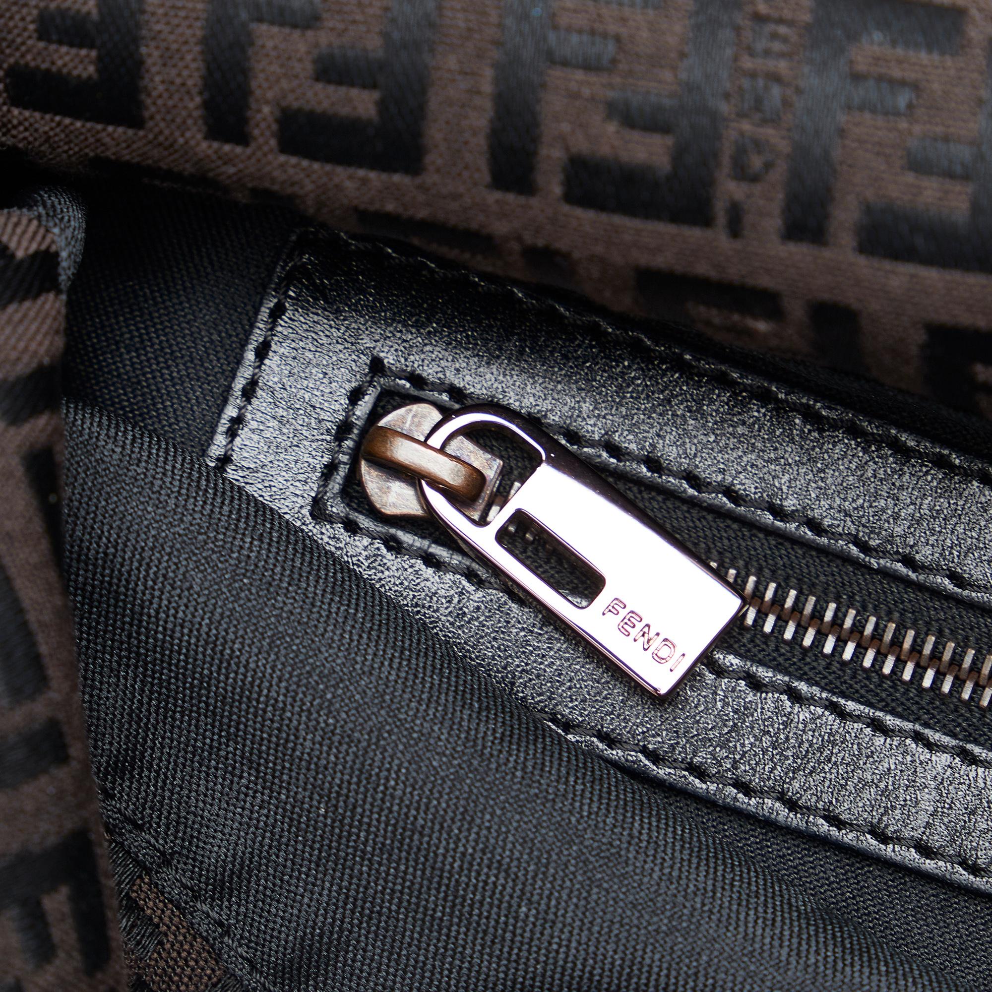 Fendi Zucchino Double Flap Baguette (SHG-RIWGfn)