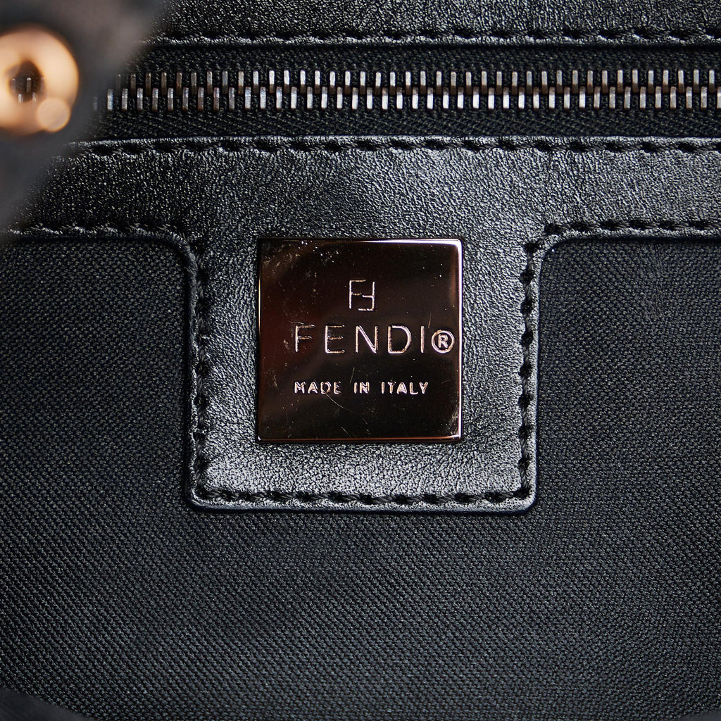 Fendi Zucchino Double Flap Baguette (SHG-RIWGfn)