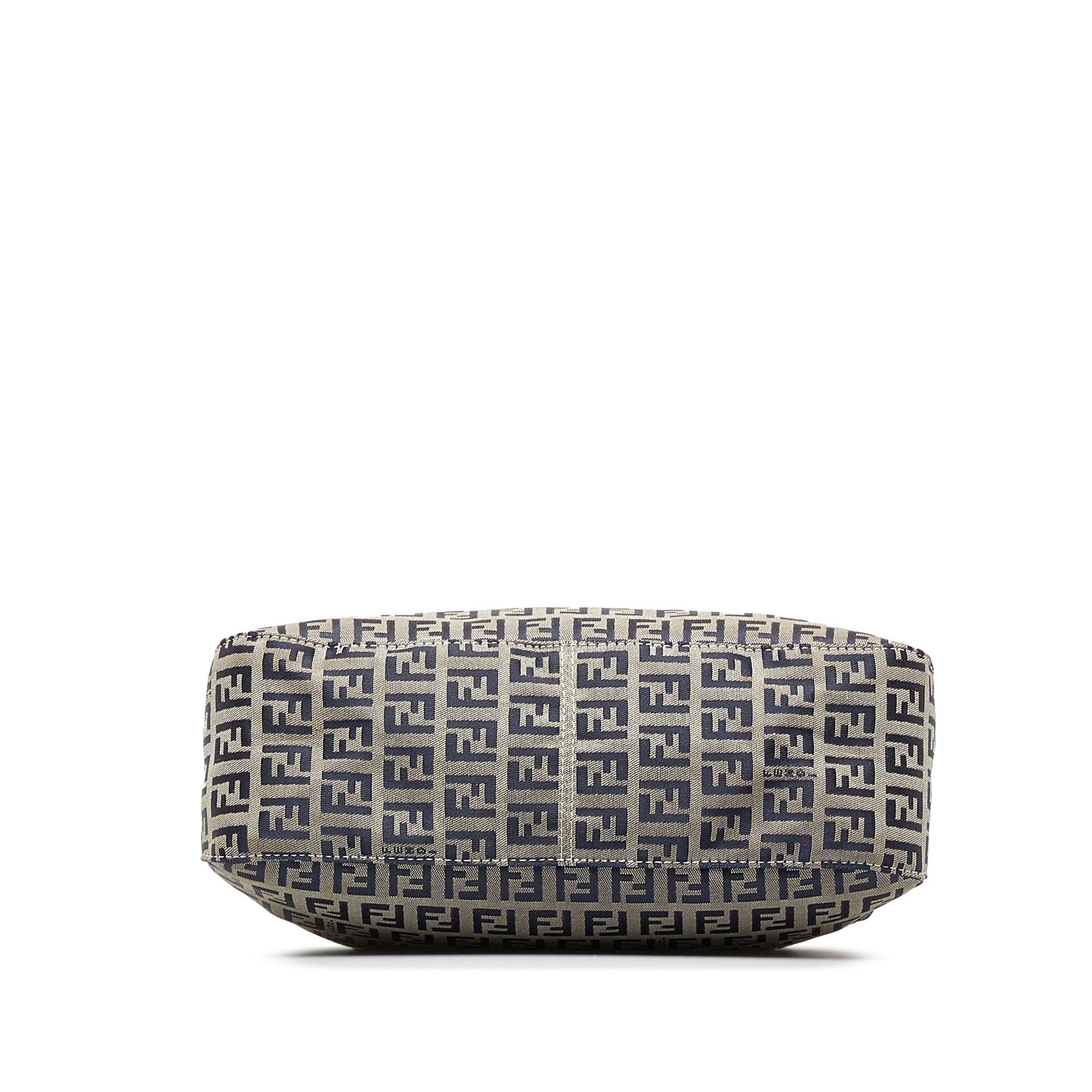 Fendi Zucchino Double Flap Baguette (SHG-hVuyFH)