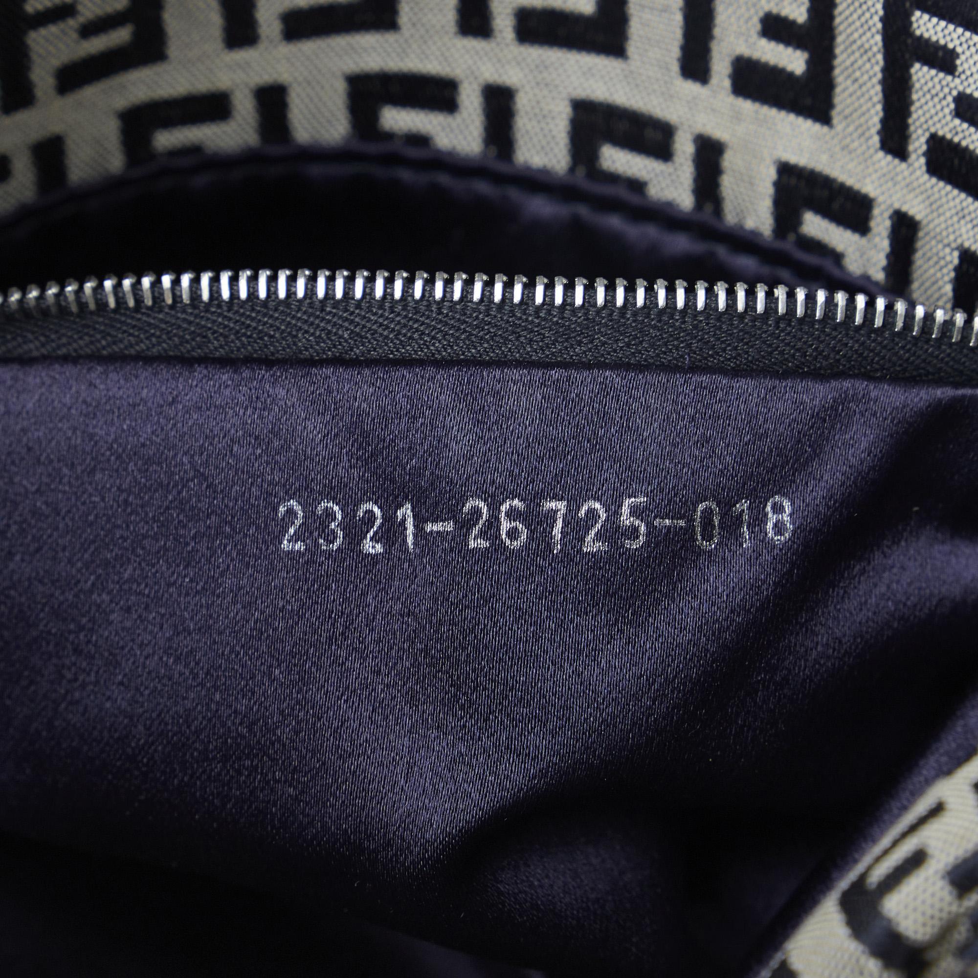 Fendi Zucchino Double Flap Baguette (SHG-hVuyFH)