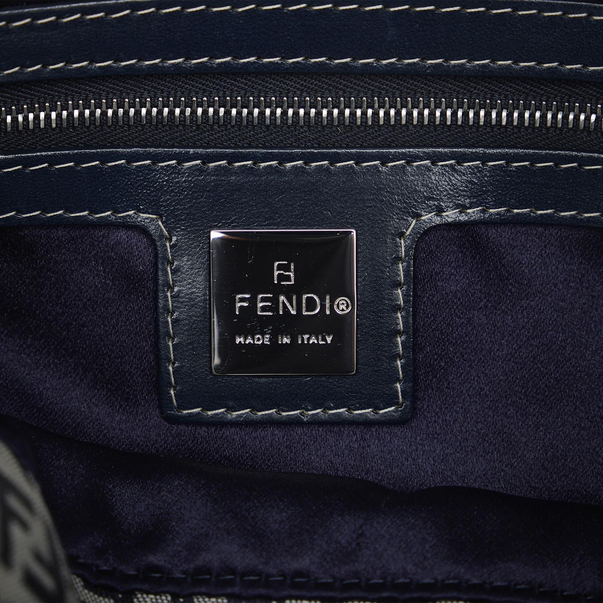 Fendi Zucchino Double Flap Baguette (SHG-hVuyFH)