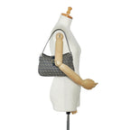 Fendi Zucchino Double Flap Baguette (SHG-hVuyFH)