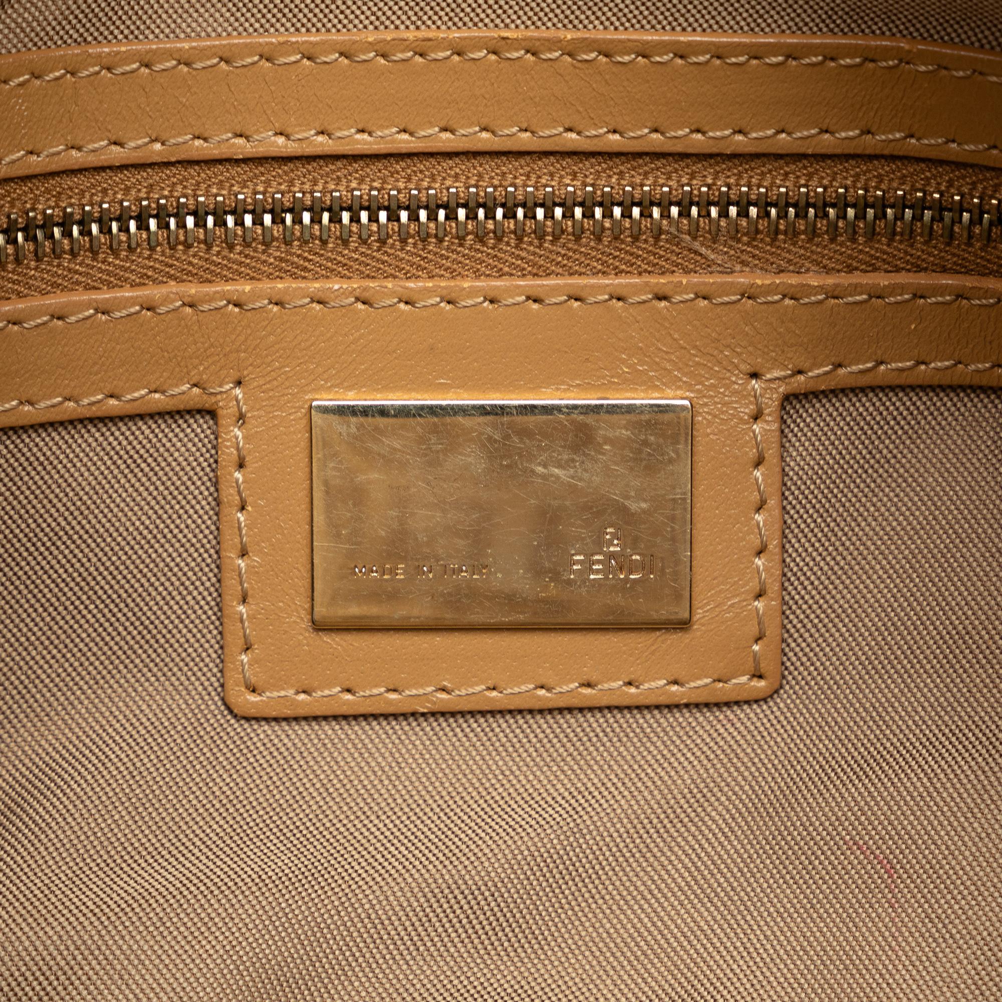 Fendi Zucchino Double Flap Baguette (SHG-v7ZGVv)