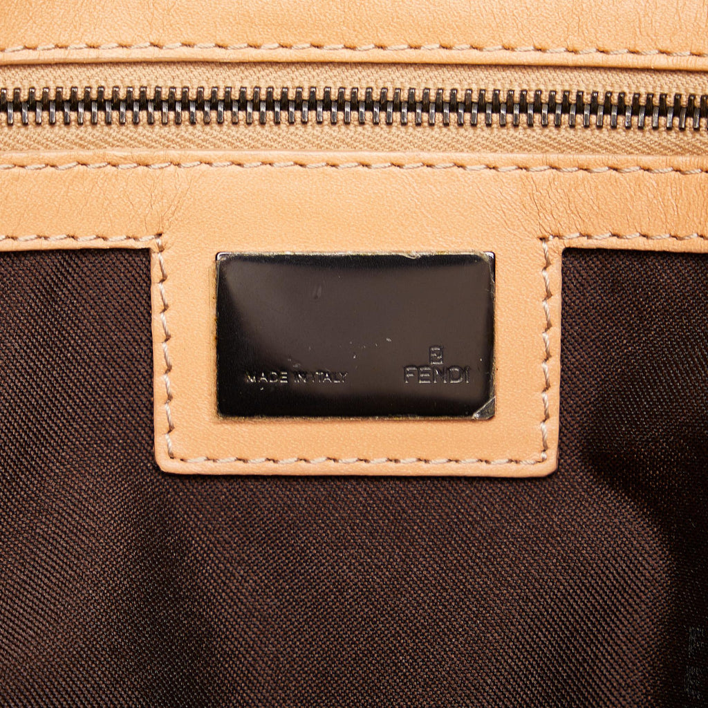 Fendi Zucchino Double Flap Tote (SHG-wgkC7B)