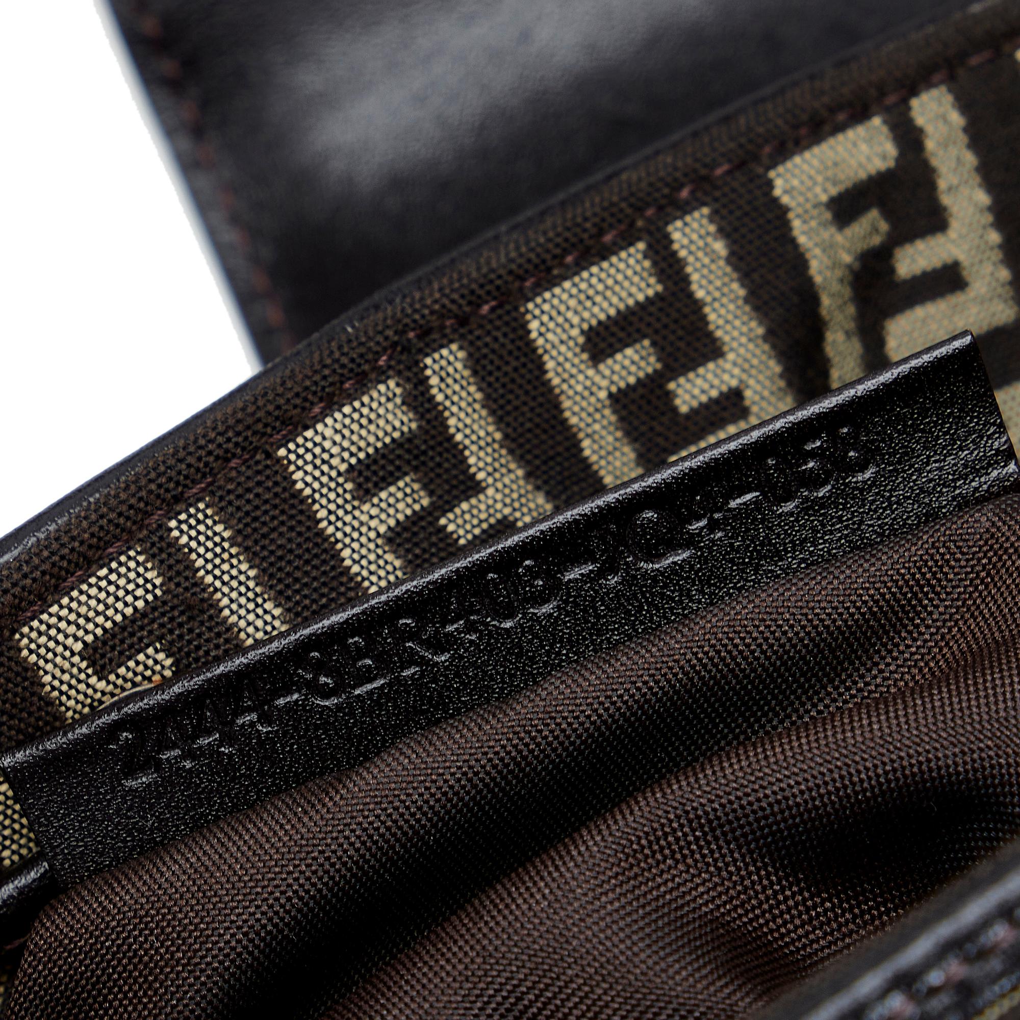 Fendi Zucchino Drawstring Baguette (SHG-dlGIc3)