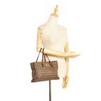 Fendi Zucchino Handbag (SHG-hGOtb8)