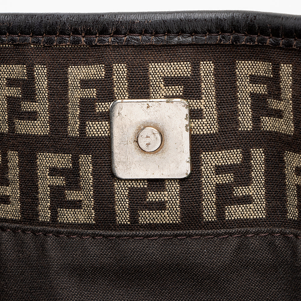 Fendi Zucchino Logo Large Tote (SHF-22042)