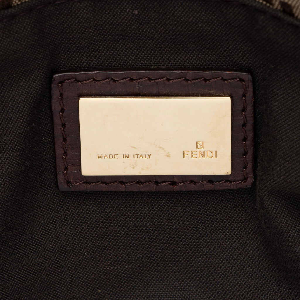 Fendi Zucchino Logo Large Tote (SHF-qdNIZz)