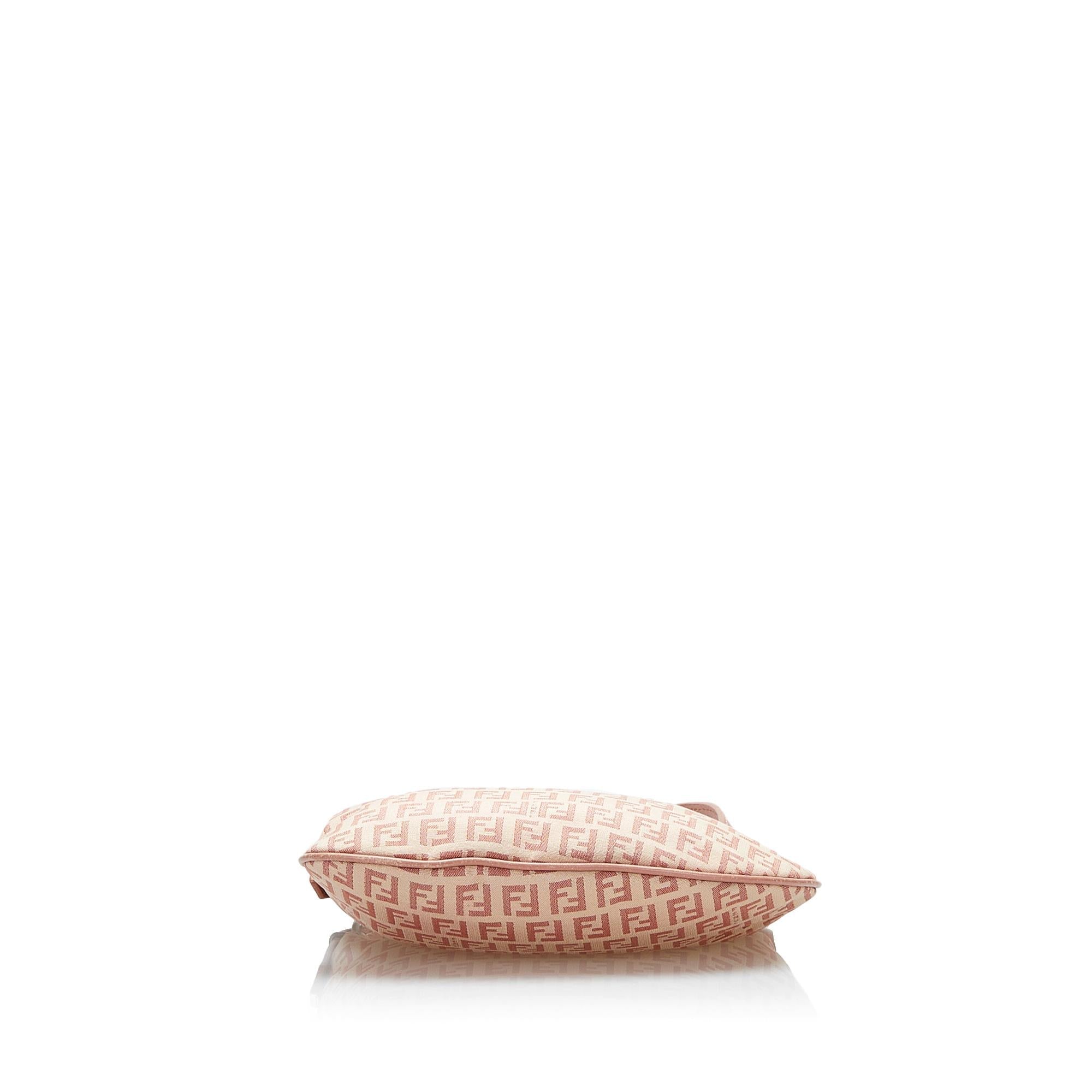 Fendi Zucchino Oyster Shoulder Bag (SHG-27P3i7)