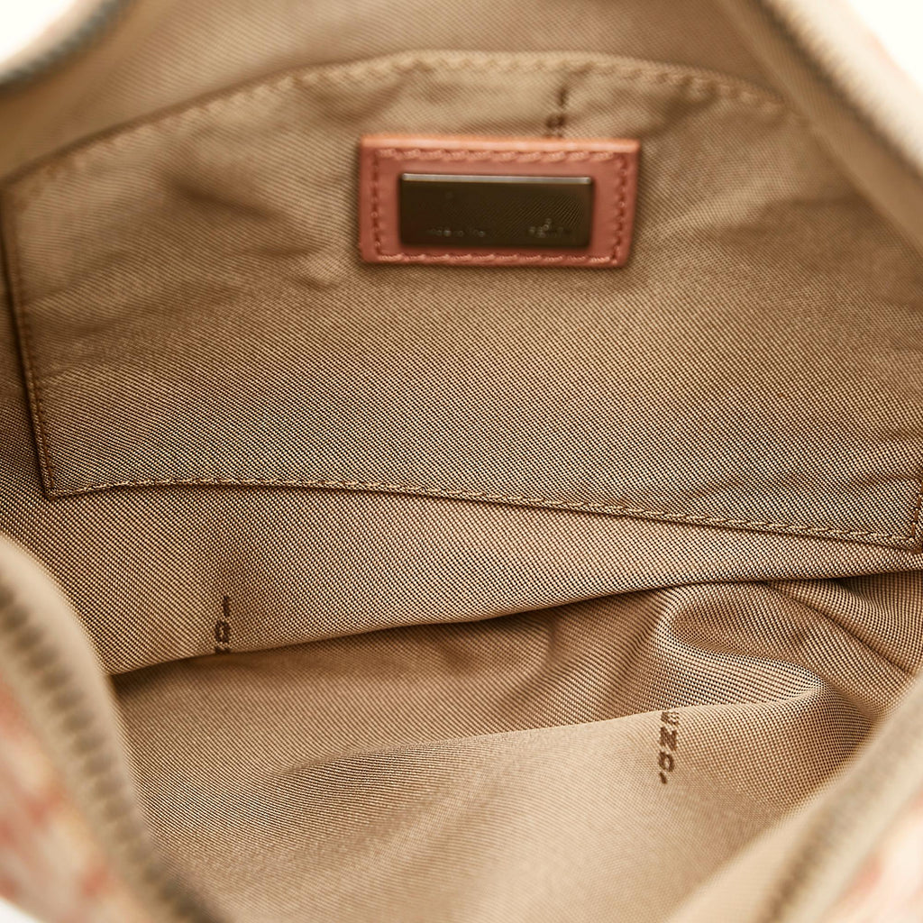 Fendi Zucchino Oyster Shoulder Bag (SHG-27P3i7)