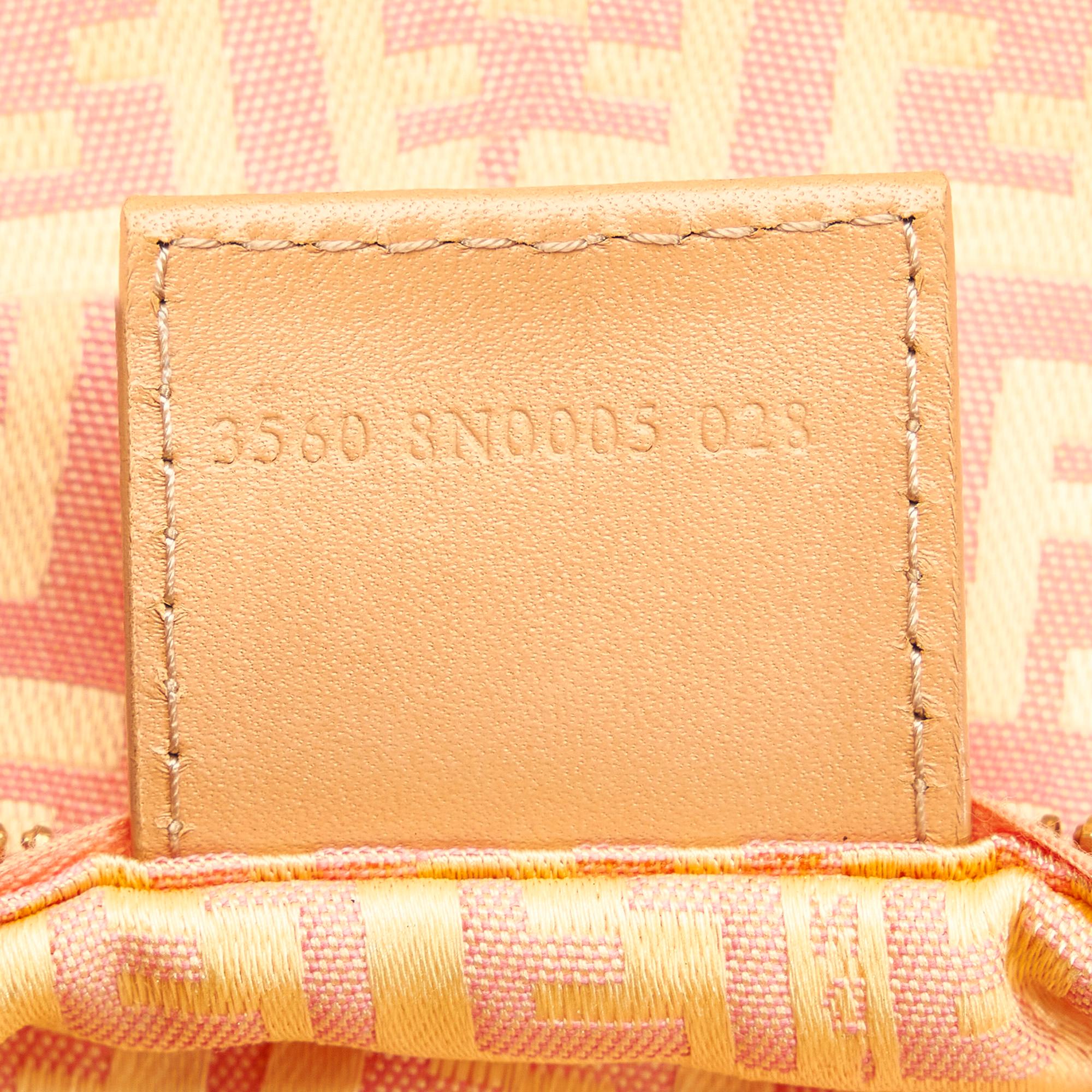 Fendi Zucchino Pochette (SHG-02ChjR)