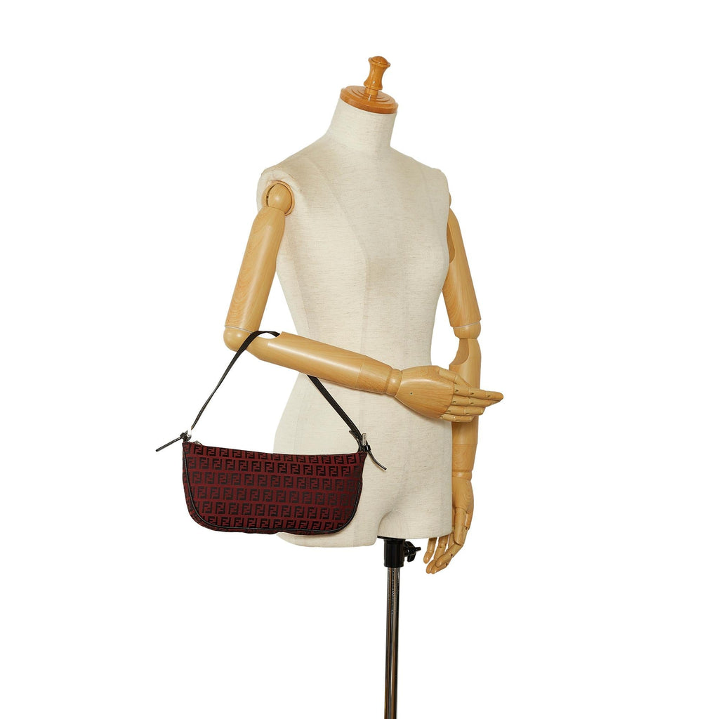 Fendi Zucchino Pochette (SHG-UT1Kcz)