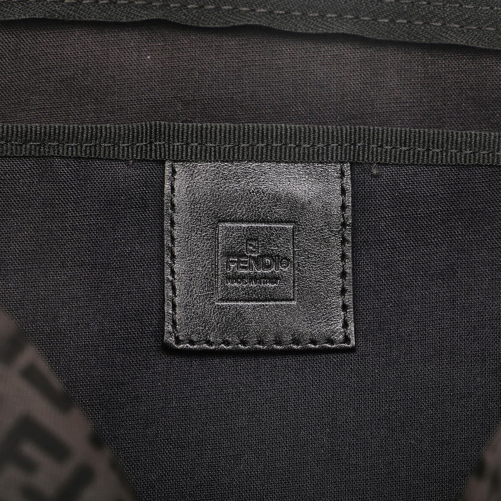 Fendi Zucchino Pouch (SHG-fzYfbD)