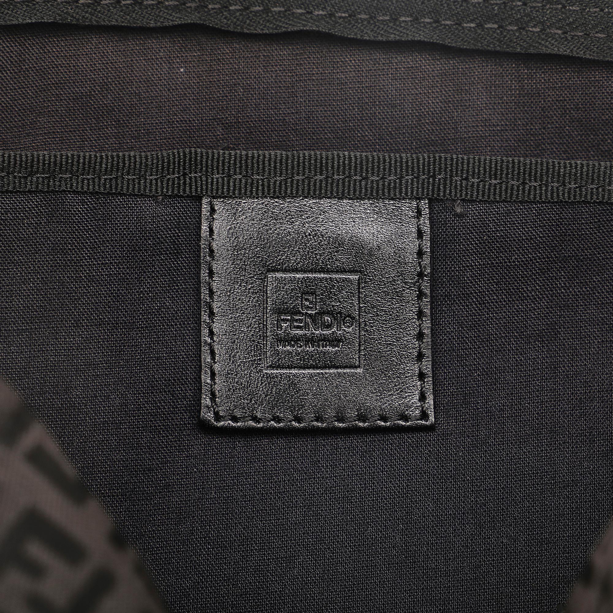 Fendi Zucchino Pouch (SHG-fzYfbD)