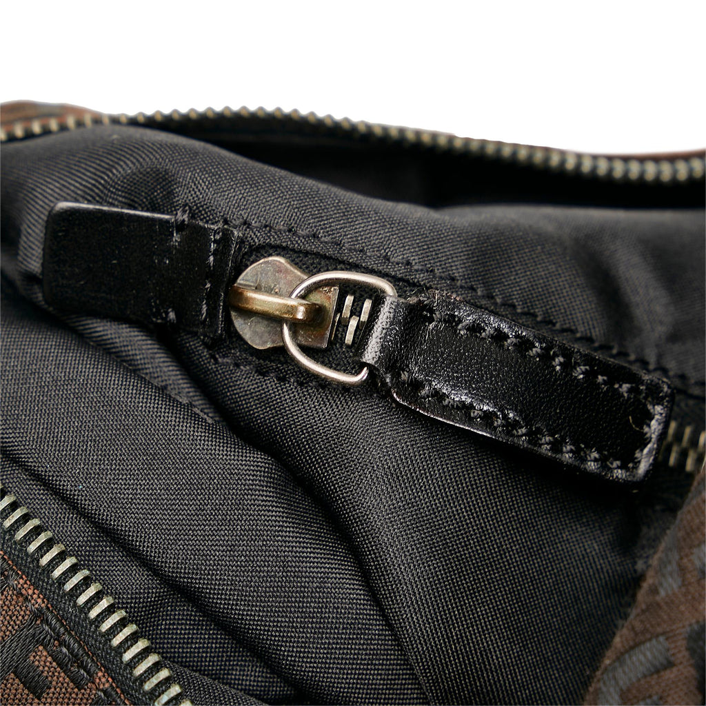 Fendi Zucchino Shoulder Bag (SHG-GUAdUN)