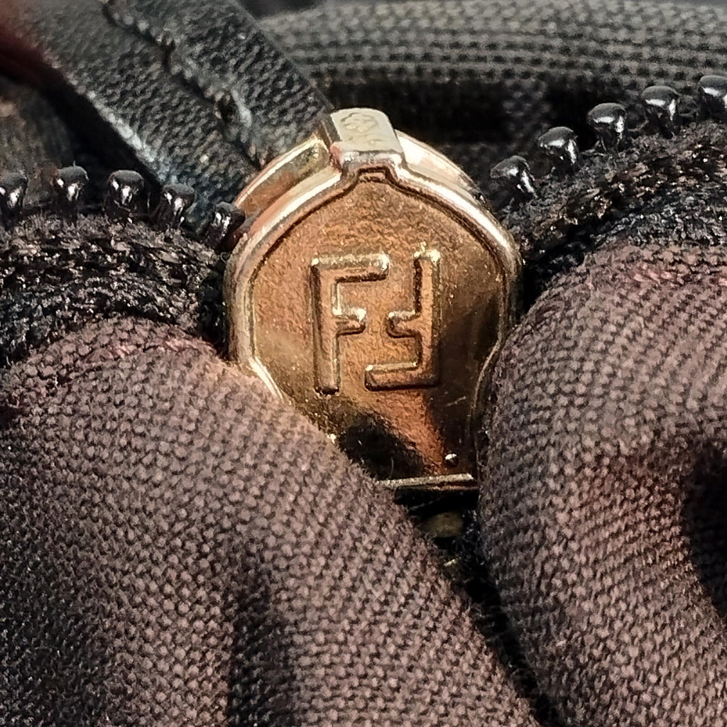Fendi Zucchino Superstar Canvas Tote (SHG-UfLfjB)