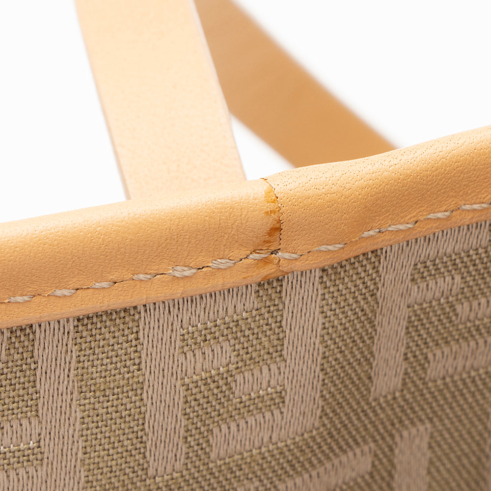 Fendi Zucchino Tall Tote (SHF-22022)