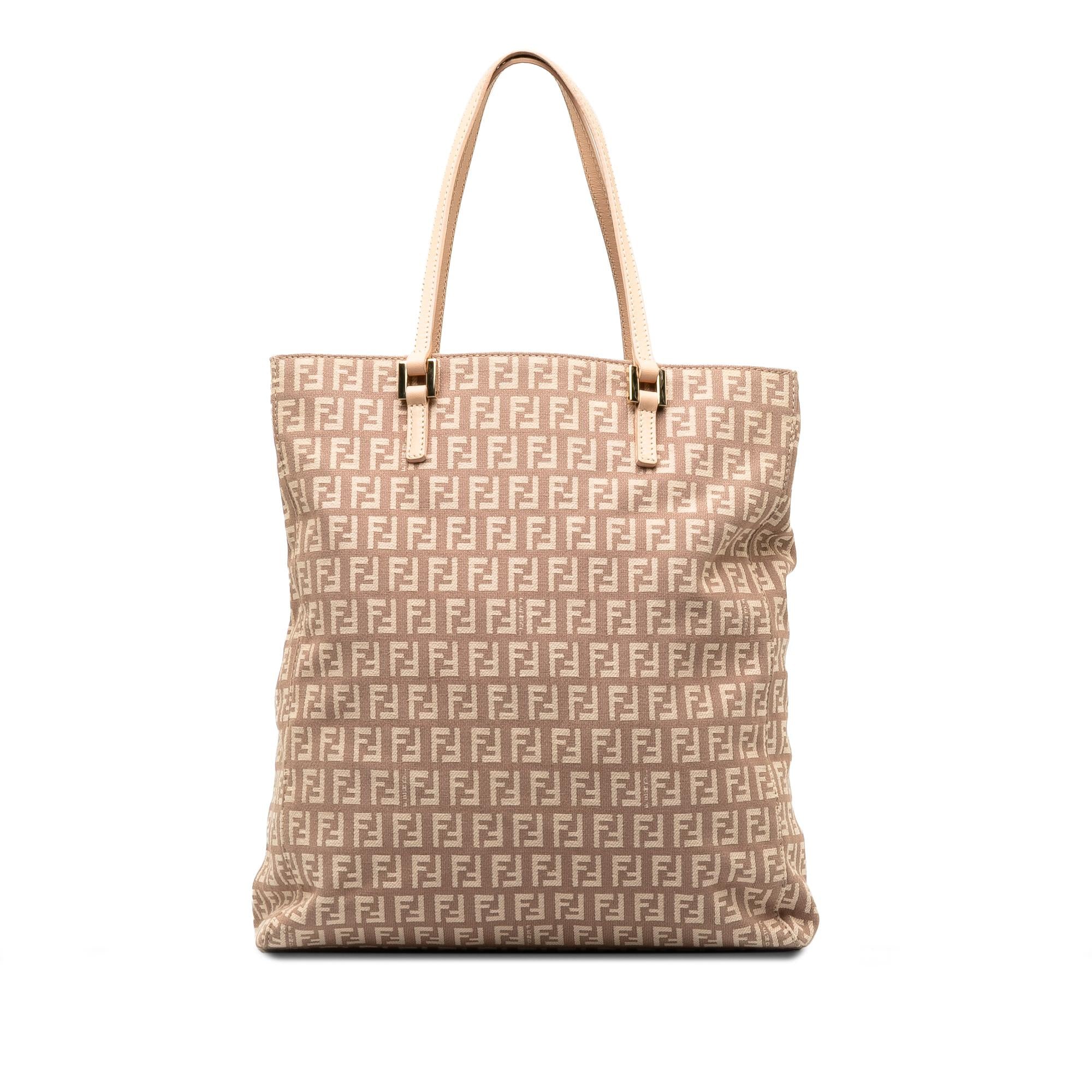 Fendi Zucchino Tote Bag (SHG-wDLMDO)