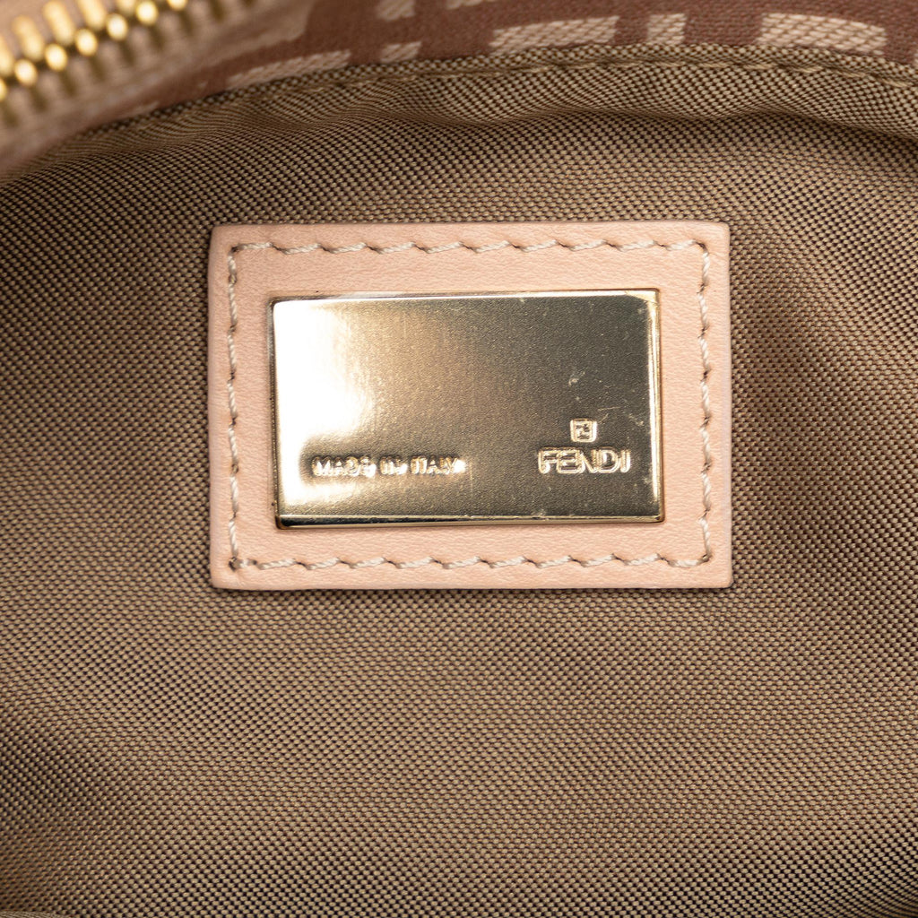 Fendi Zucchino Tote Bag (SHG-wDLMDO)
