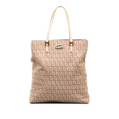 Fendi Zucchino Tote Bag (SHG-wDLMDO)