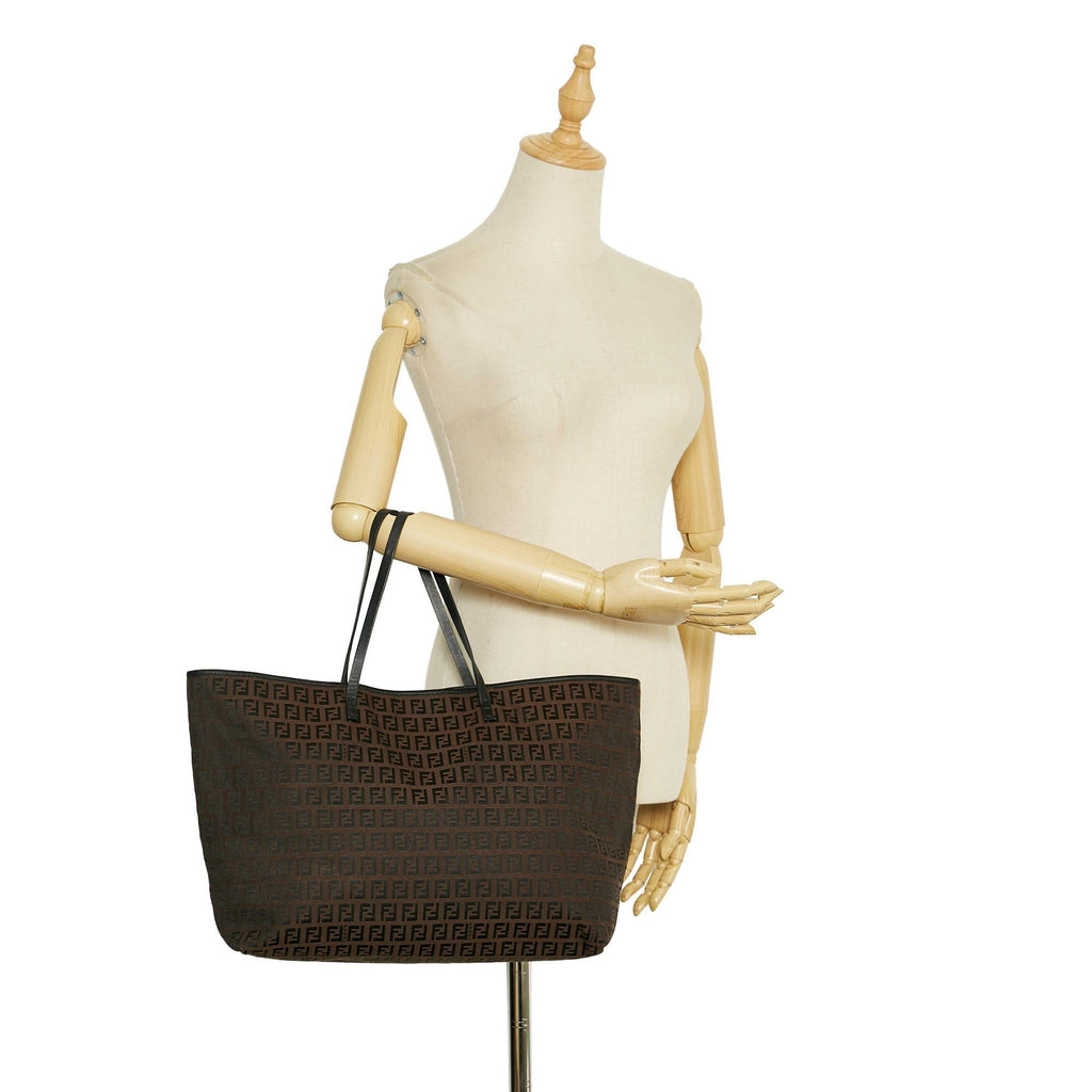 Fendi Zucchino Tote (SHG-36825)