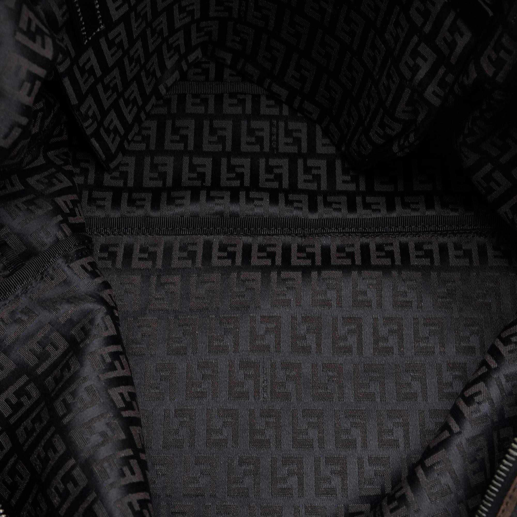Fendi Zucchino Tote (SHG-2yIqU2)