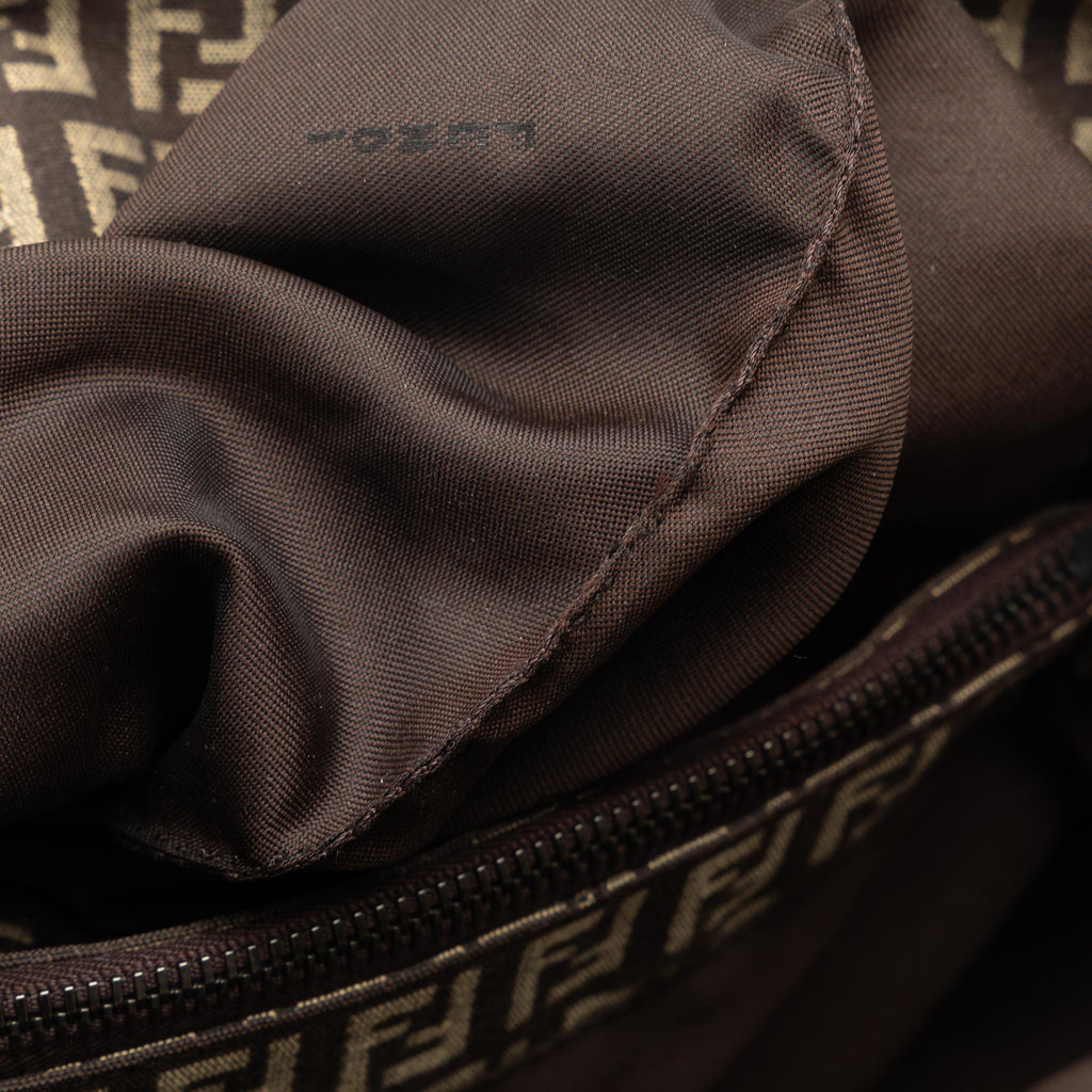 Fendi Zucchino Tote (SHG-Vws0nv)