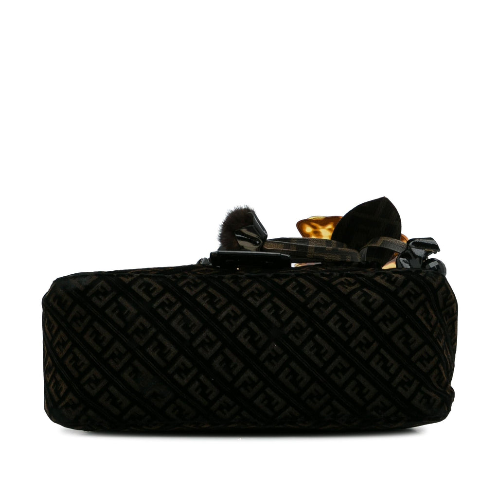 Fendi Zucchino Velvet Mamma Chain Shoulder Bag (SHG-c9W5EP)