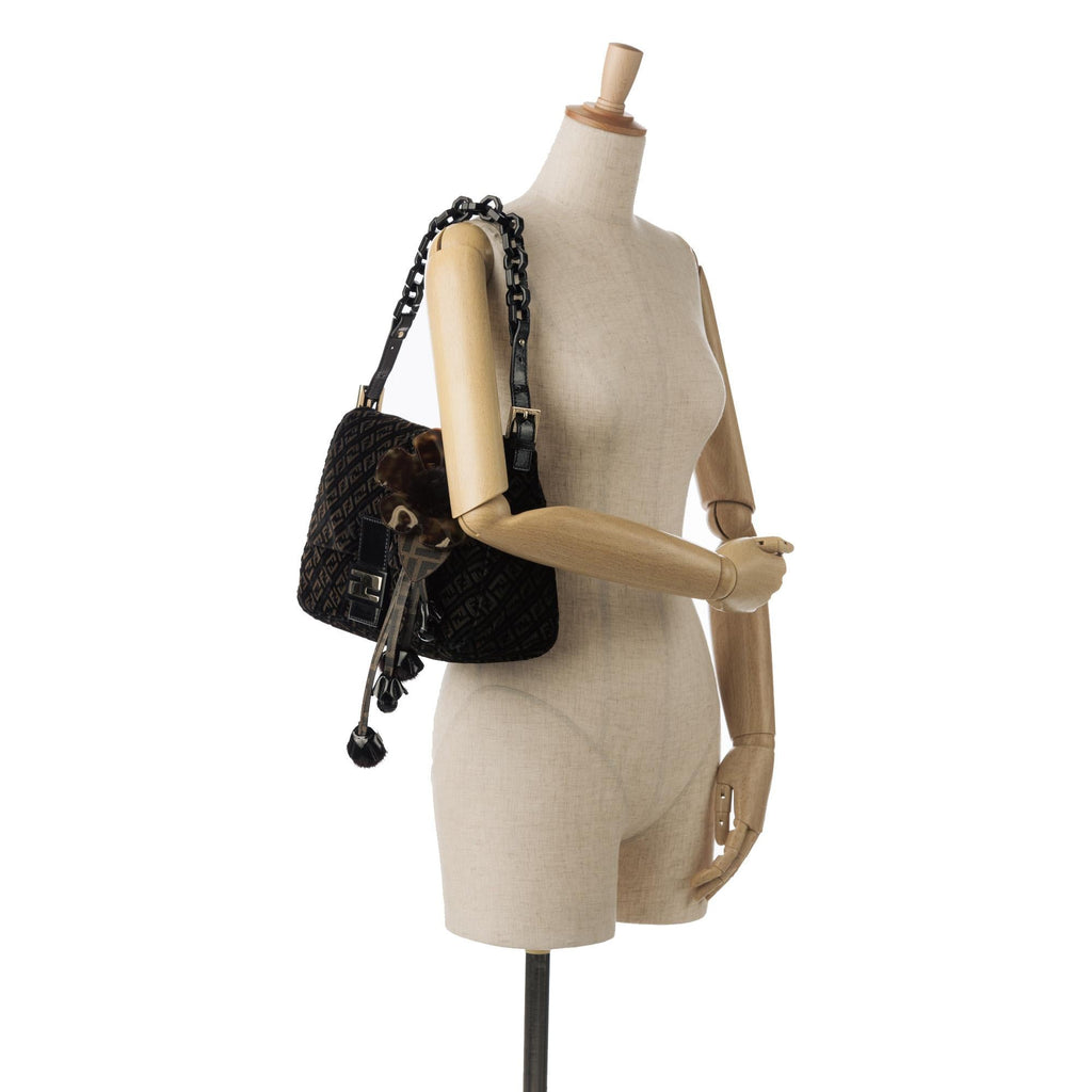 Fendi Zucchino Velvet Mamma Chain Shoulder Bag (SHG-c9W5EP)