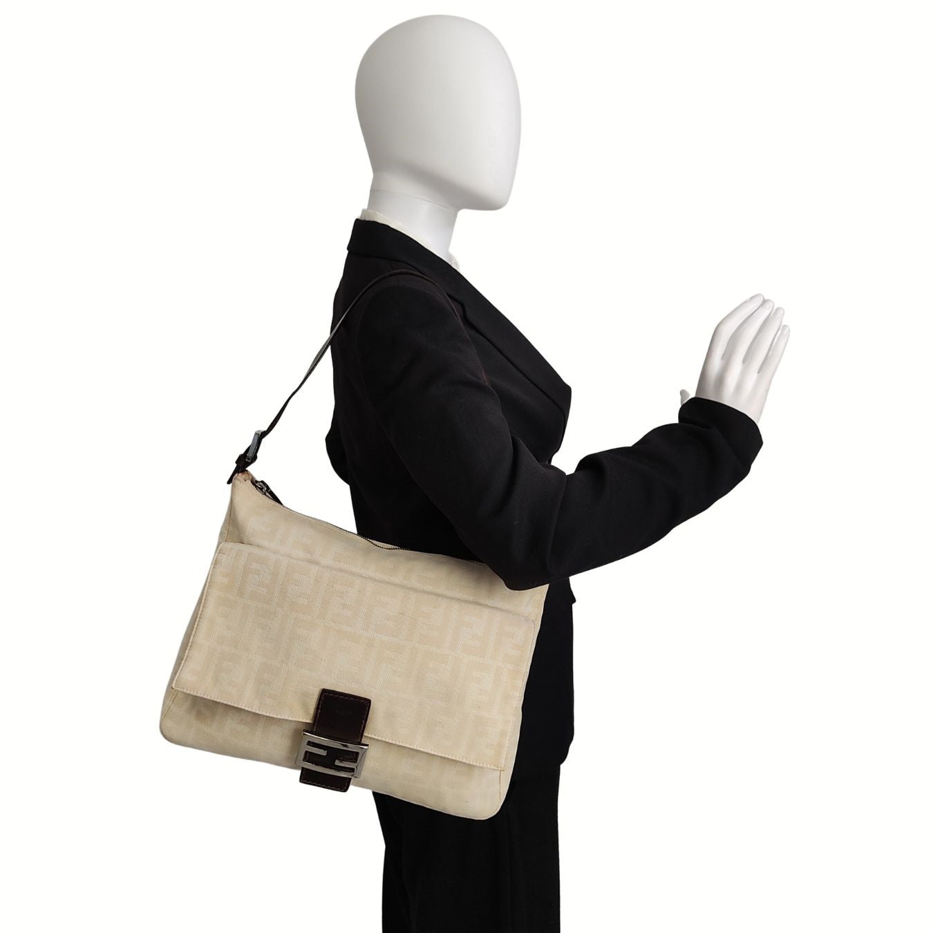Fendi Fendi Mamma shoulder bag in beige monogram canvas - '10s