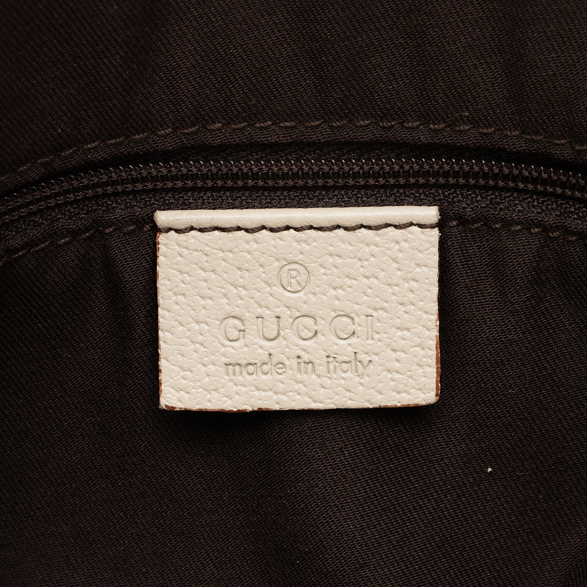 Gucci GG Canvas Abbey Medium Shoulder Bag (SHF-KbPV8L)