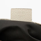 Gucci GG Canvas Cosmetic Case (SHF-6mMBZX)