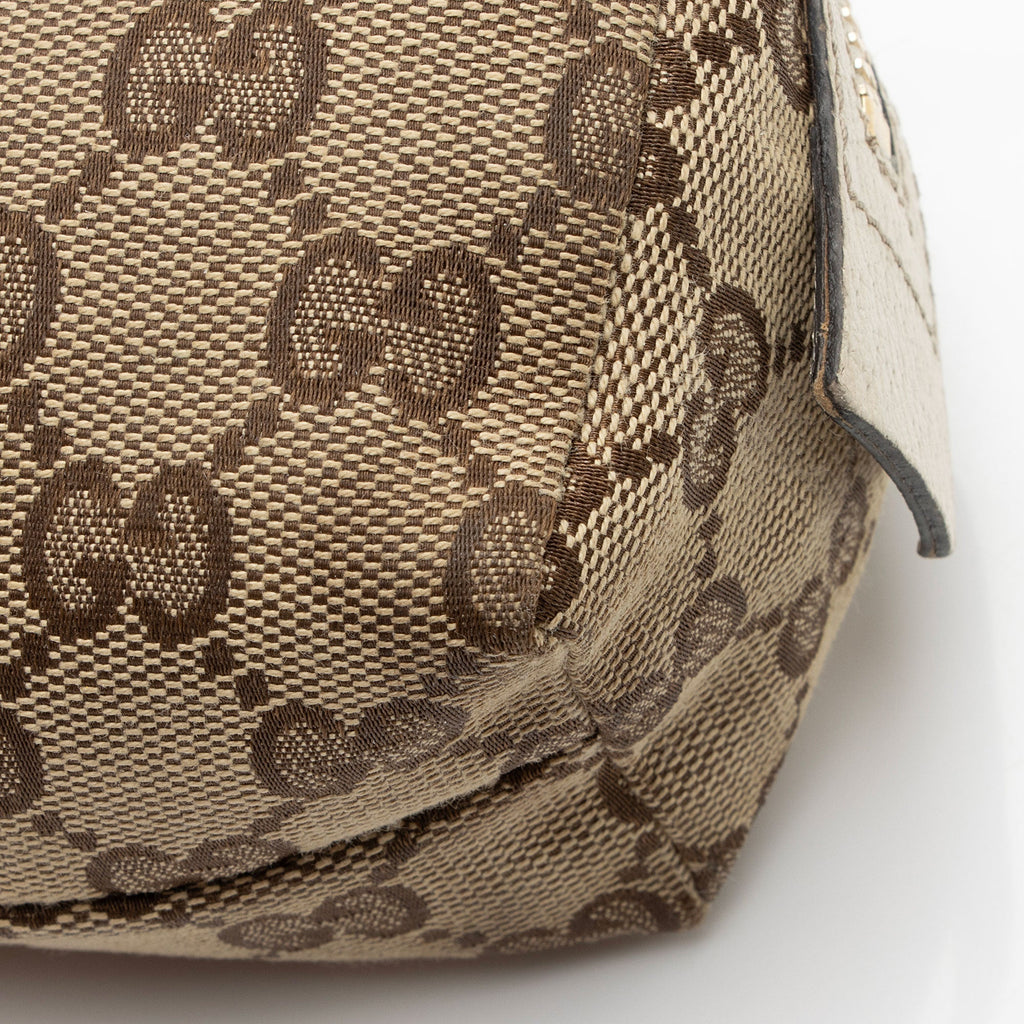 Gucci GG Canvas Cosmetic Case (SHF-6mMBZX)