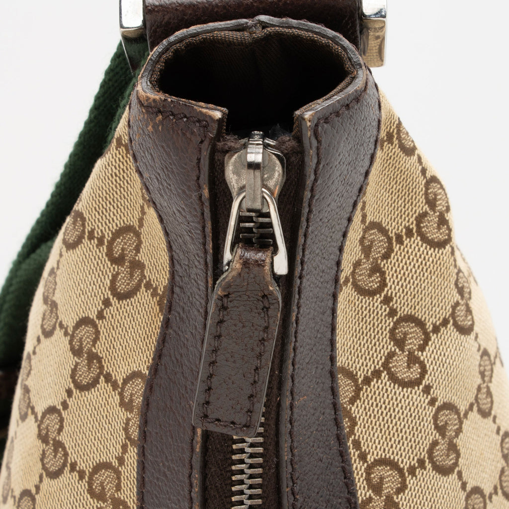 Gucci GG Canvas Half Moon Medium Messenger (SHF-JzXzNp)