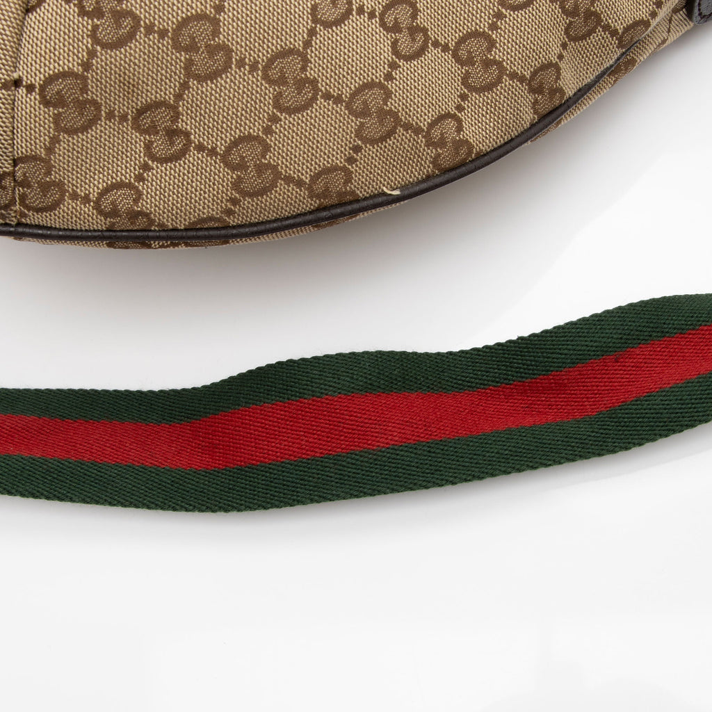 Gucci GG Canvas Half Moon Medium Messenger (SHF-JzXzNp)