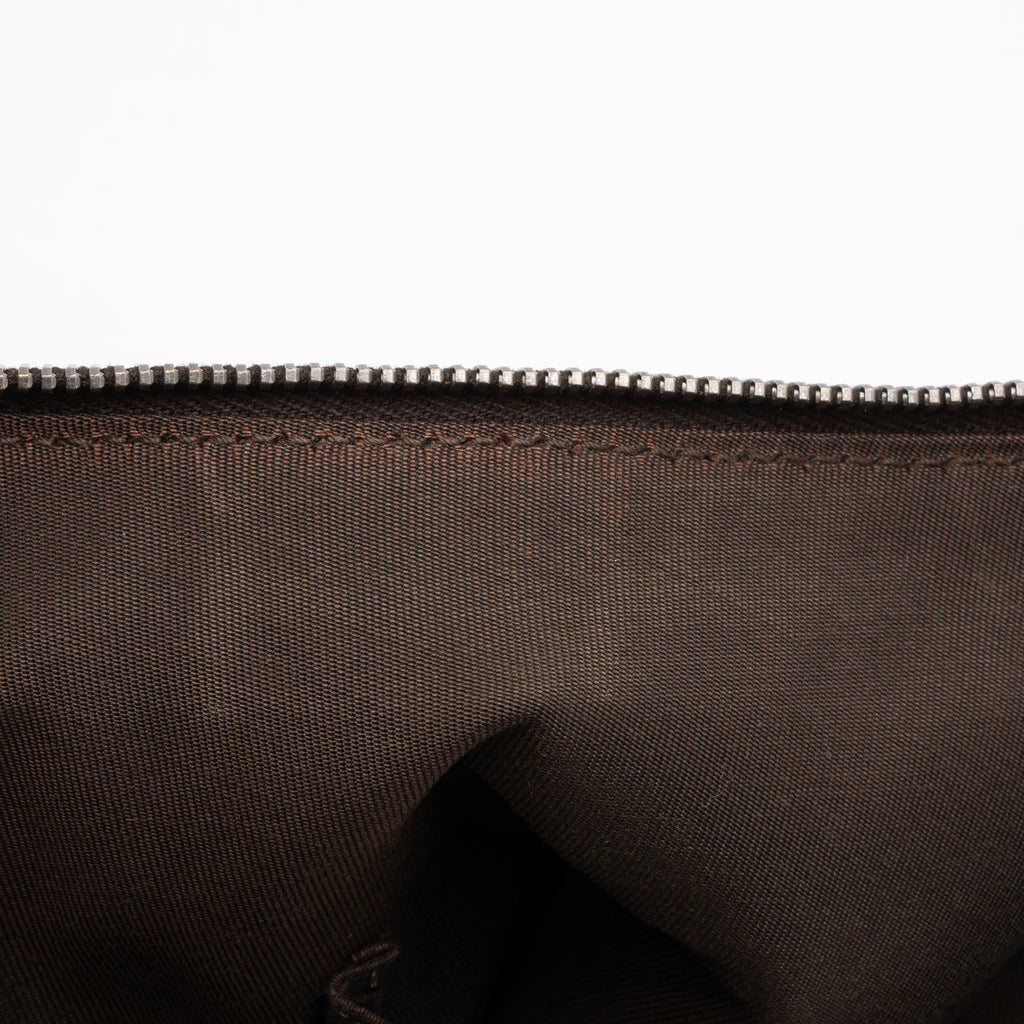 Gucci GG Canvas Half Moon Medium Messenger (SHF-JzXzNp)