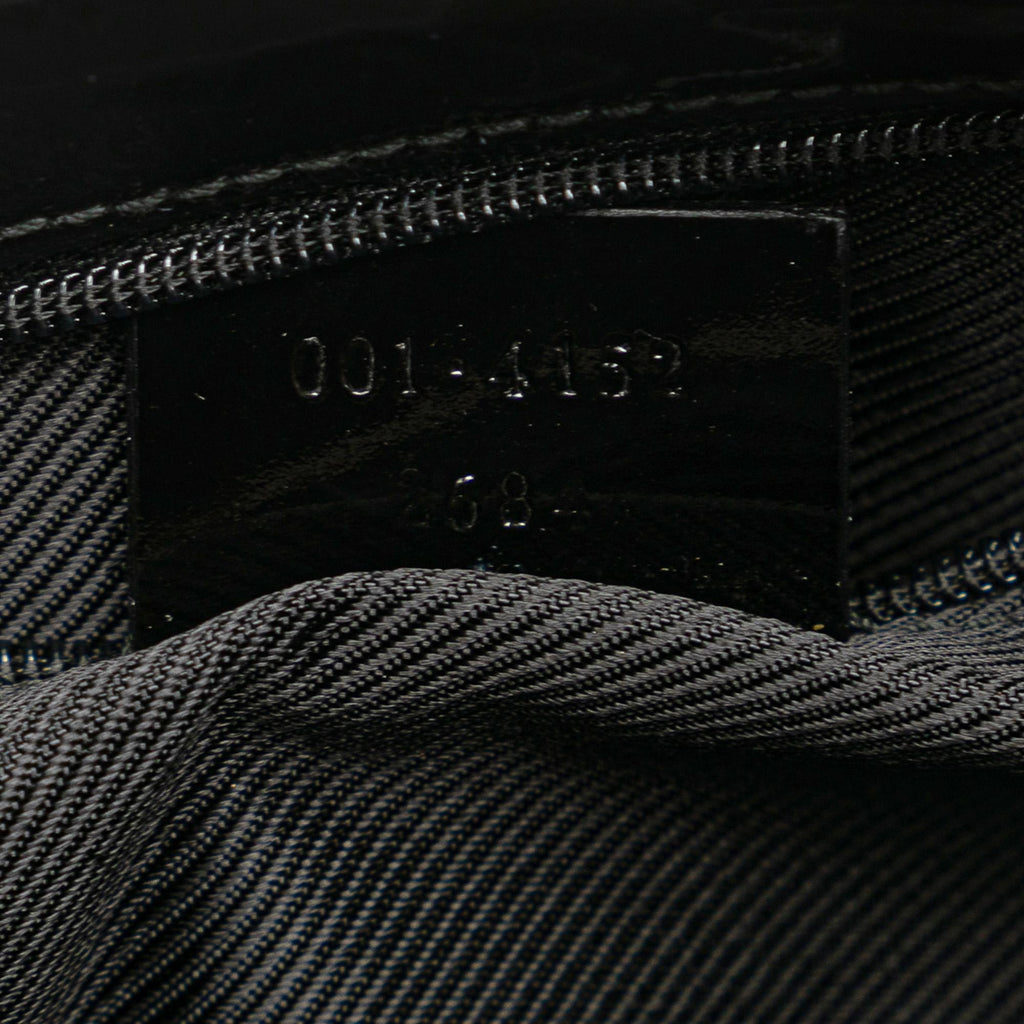 Gucci GG Canvas Shoulder Bag (SHG-Smlm7r)