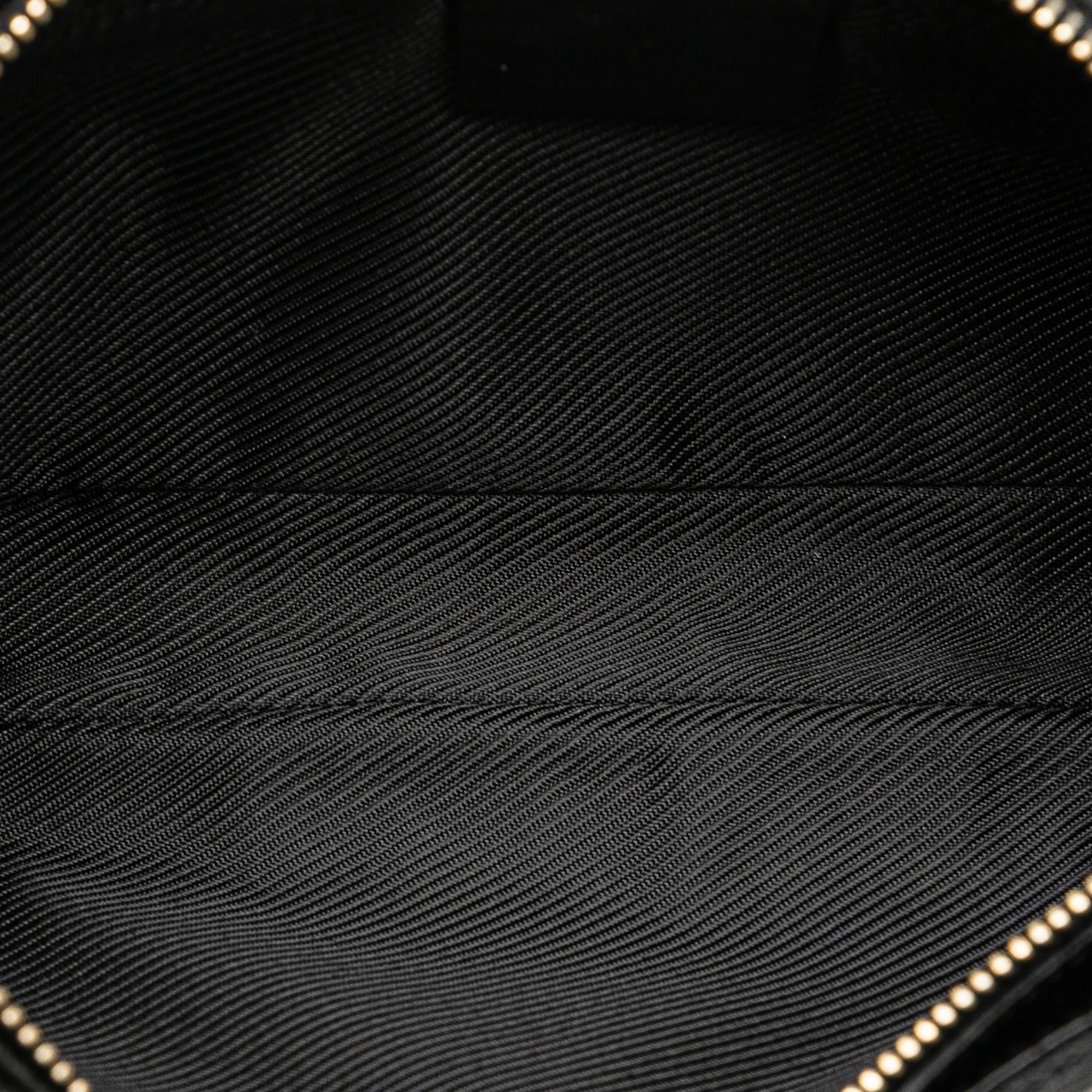 Gucci GG Canvas Shoulder Bag (SHG-Smlm7r)