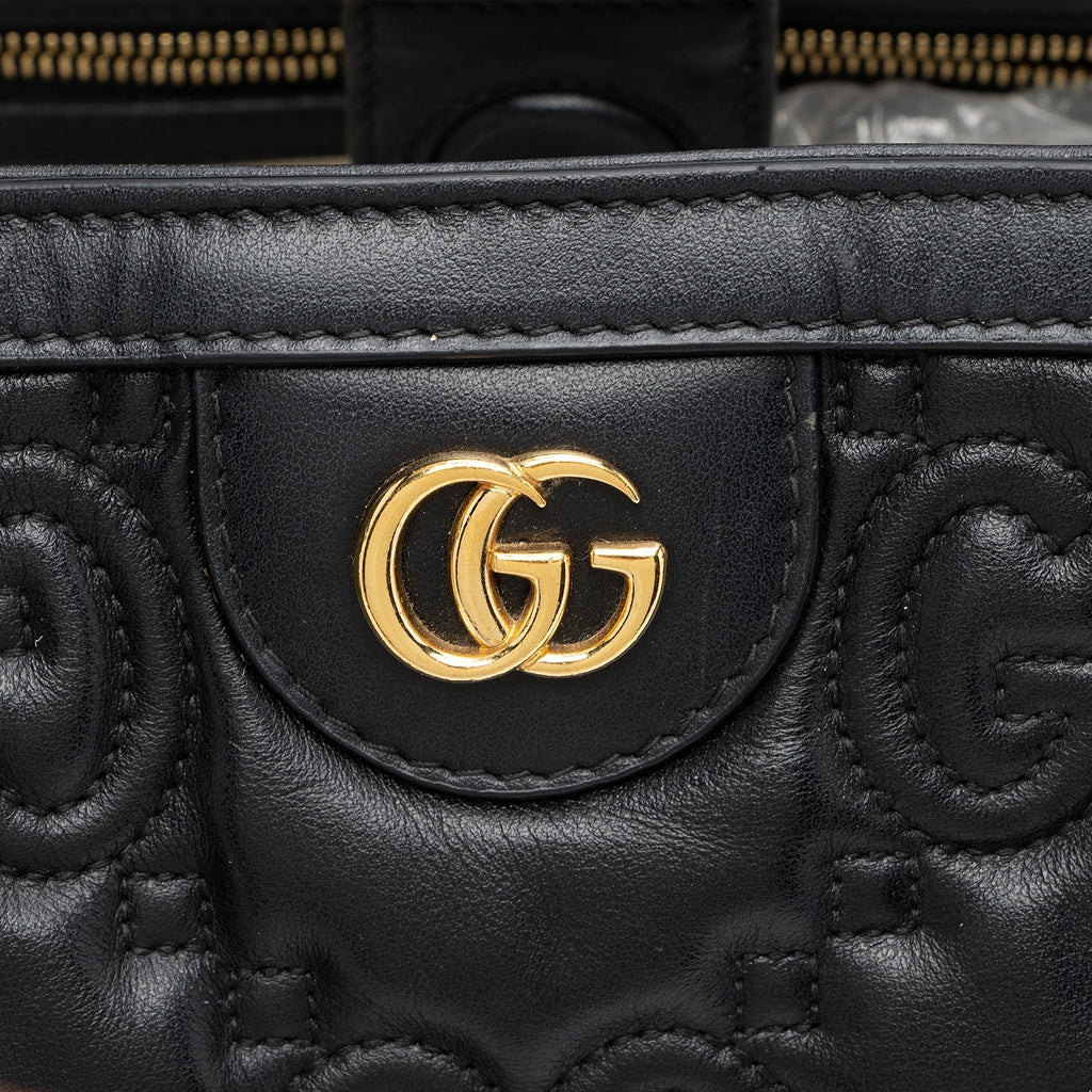 Gucci Jumbo GG Matelasse Medium Tote (SHF-GyLDDY)
