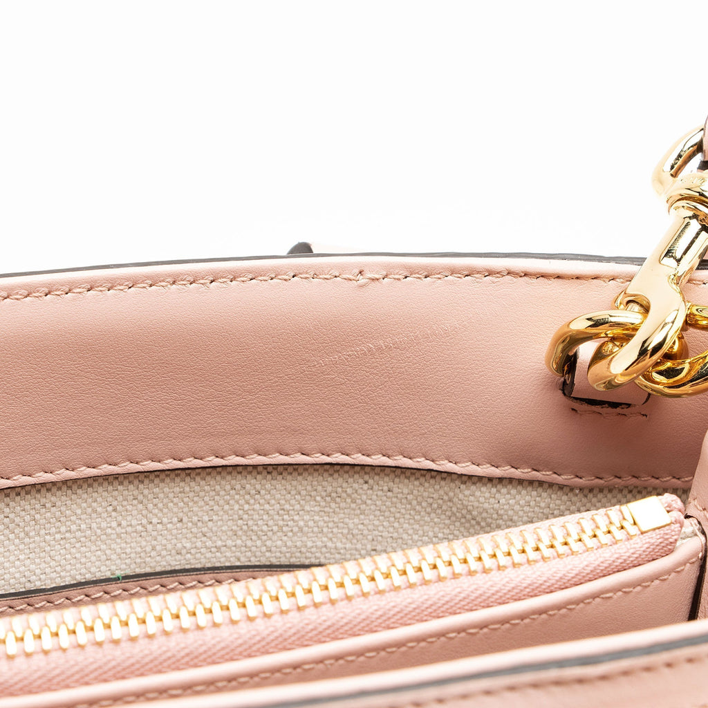 Gucci Jumbo GG Matelasse Mini Top Handle (SHF-TwA5tY)